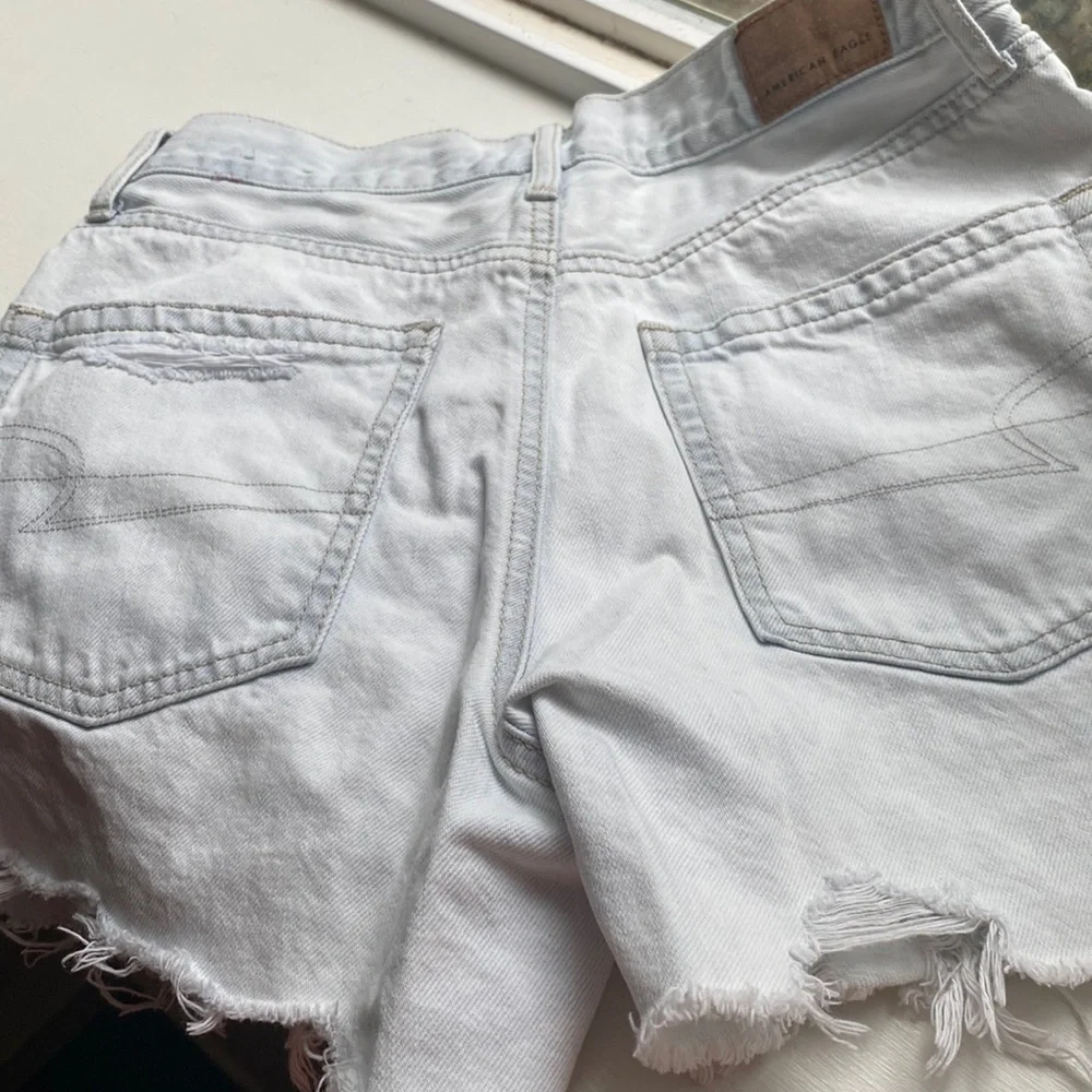 American eagle light denim   ripped shorts